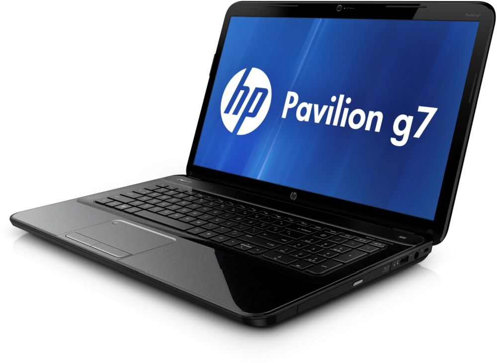 HP 840 G7 15-inch laptop angled view